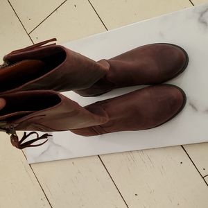 Leather size 9 brand new never worn burgundy boots